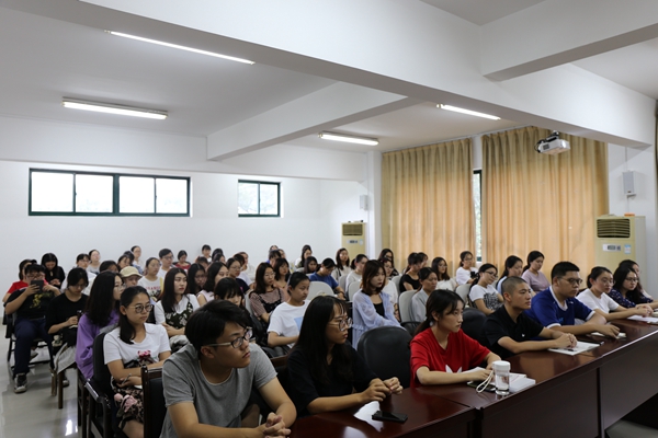 南京师范大学王锷教授应邀来人文学院作学术讲座